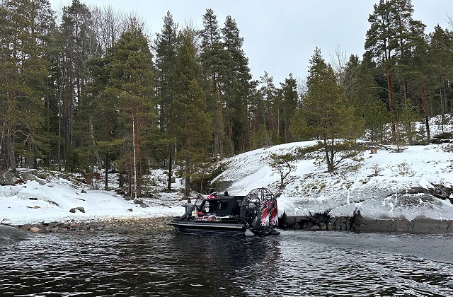 Тур на снегоходах в Карелии